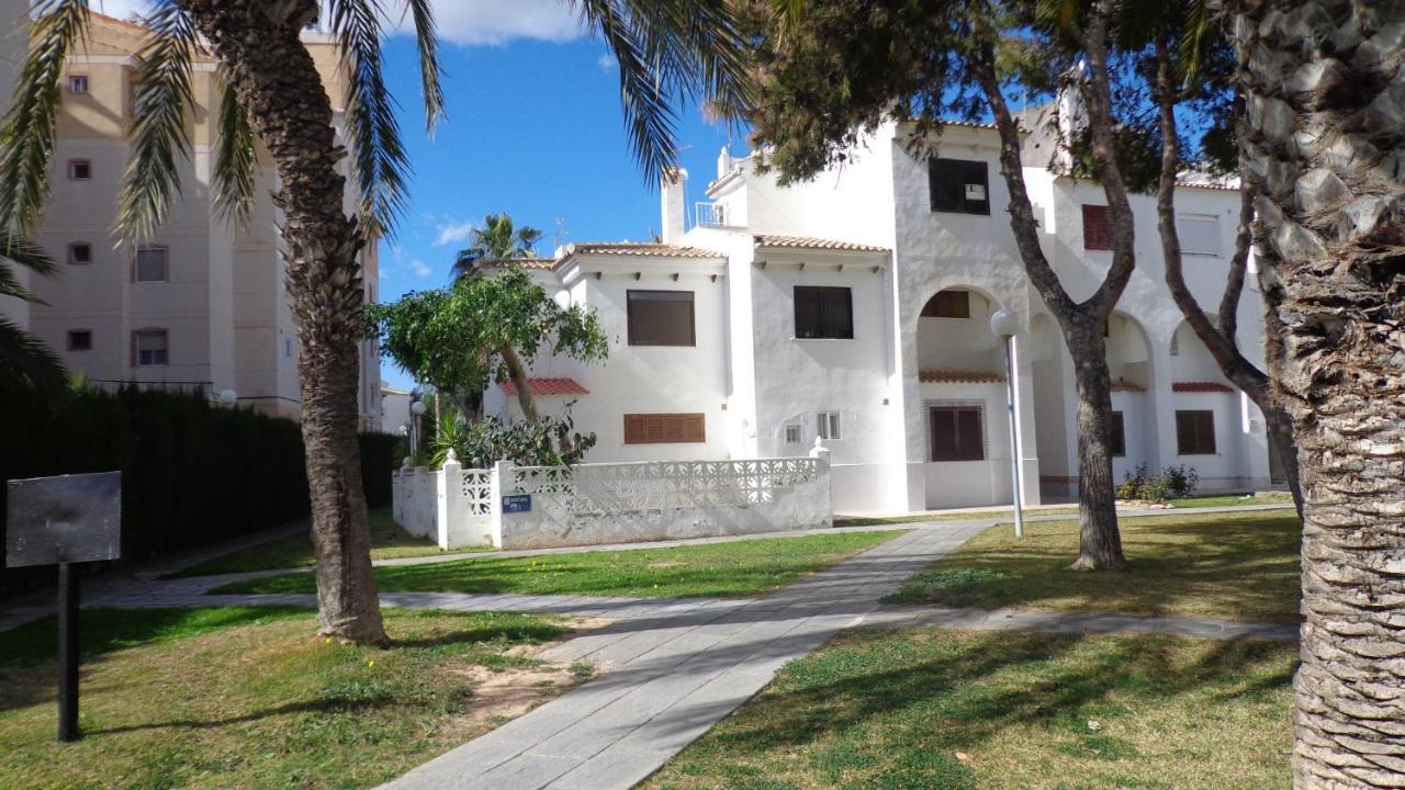 Duplex Calas Blancas Торевьиа Экстерьер фото